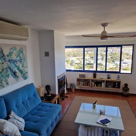 Holiday home Independiente Con Piscina, Terraza Y Vistas Al Mar Y Montana *