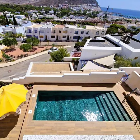 Holiday home Independiente Con Piscina, Terraza Y Vistas Al Mar Y Montana *
