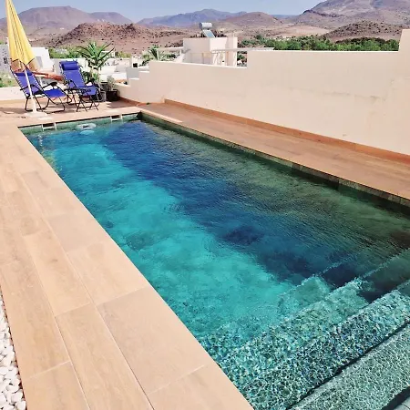 Independiente Con Piscina, Terraza Y Vistas Al Mar Y Montana Holiday home *