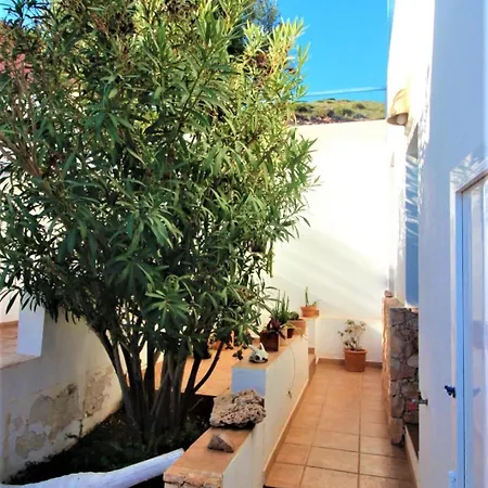 Independiente Con Piscina, Terraza Y Vistas Al Mar Y Montana *